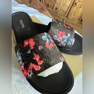 Michael kors sandals FLOWER PATTERN